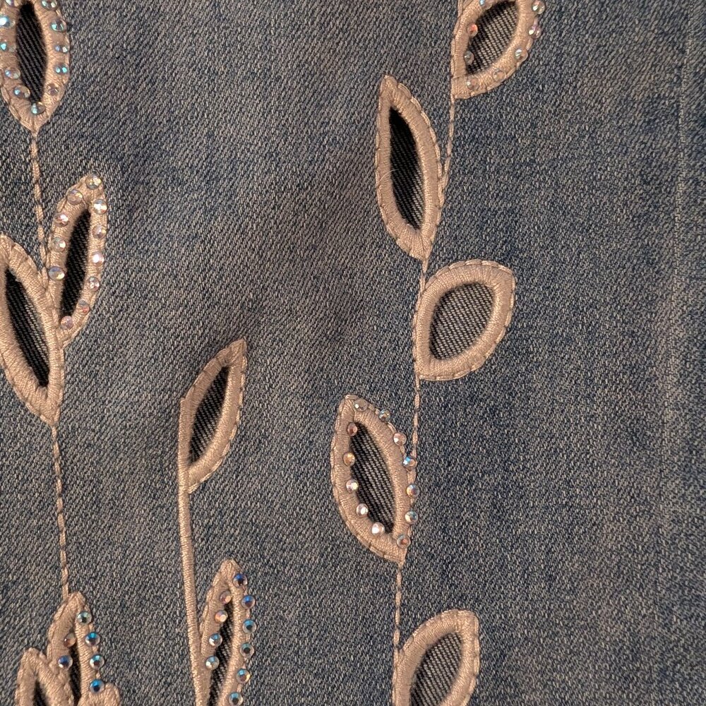 Joseph Ribkoff Embllished Jeans, Womens' Size 6 - Picture 9 of 13